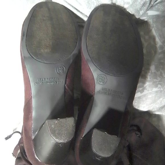 Pre loved suede chocolate brown, Predictions, calf, block heel boots, size 6.5 - Picture 3 of 6